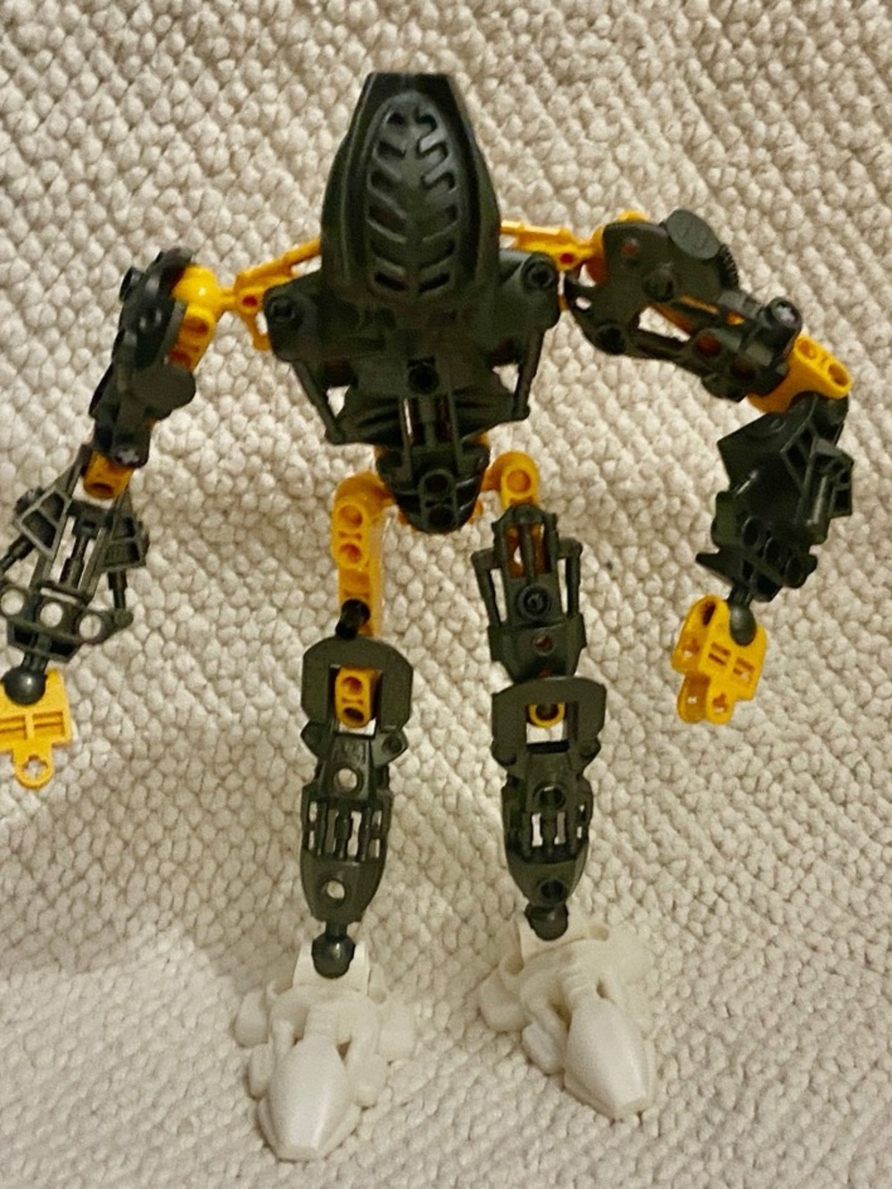 Vintage, Rare, Lego, Bionicle Yellow-Gray Action Figure 8.5in x 7in (m